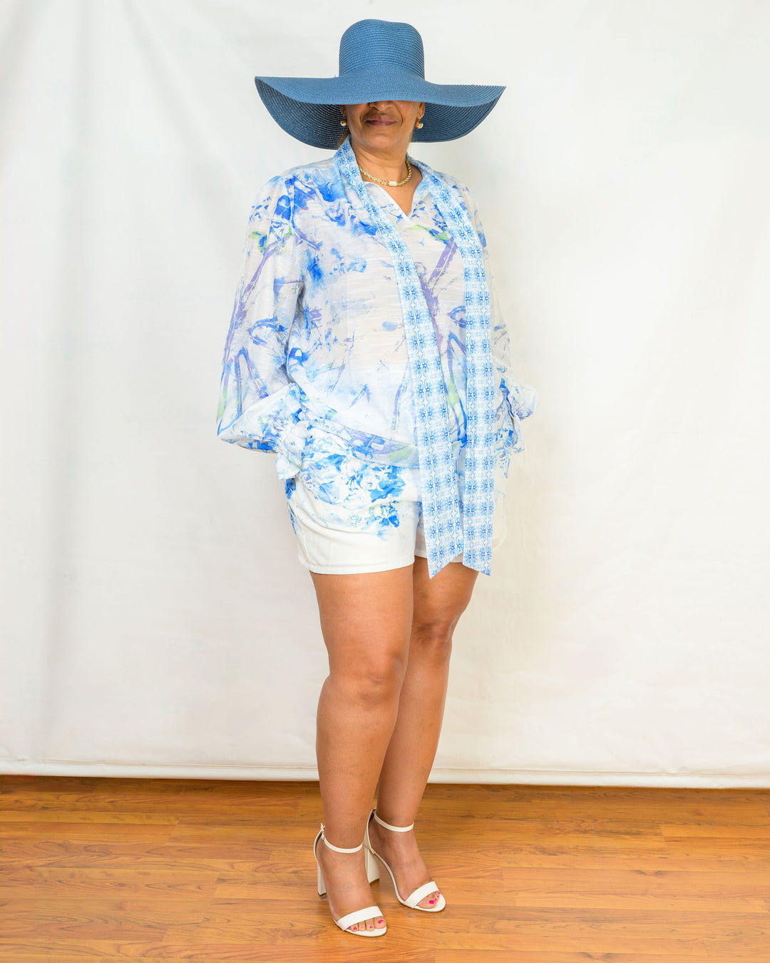 FLORAL TIED NECK BLOUSE W MATCHING SHORT SET Curvy